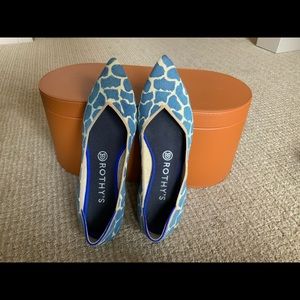 Rothys Safari Gold Points customized blue
